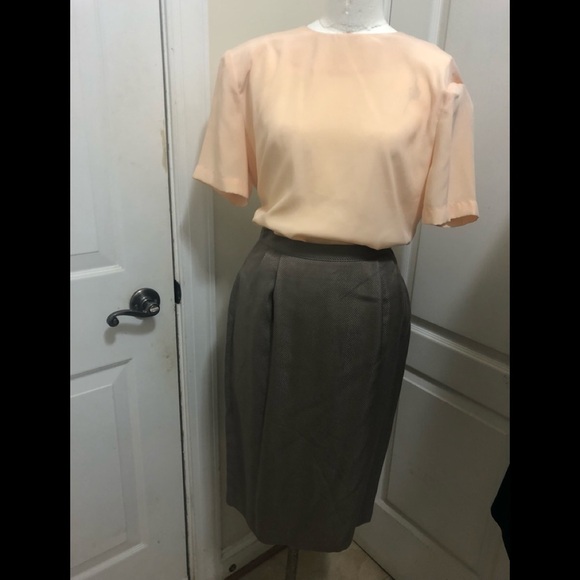Kasper Three-piece suits - Picture 1 of 8